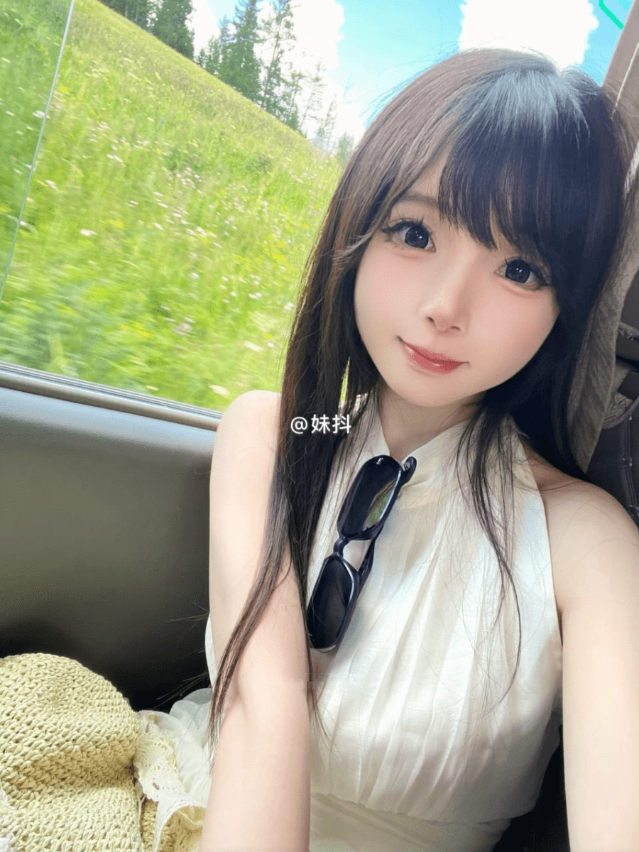 抖音红人妹抖喵私房写真集 275张高清美图+35部视频合辑
