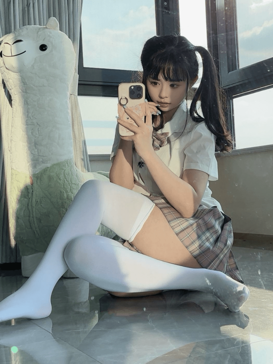 欣老板微密圈写真合集：高清美图&视频精选