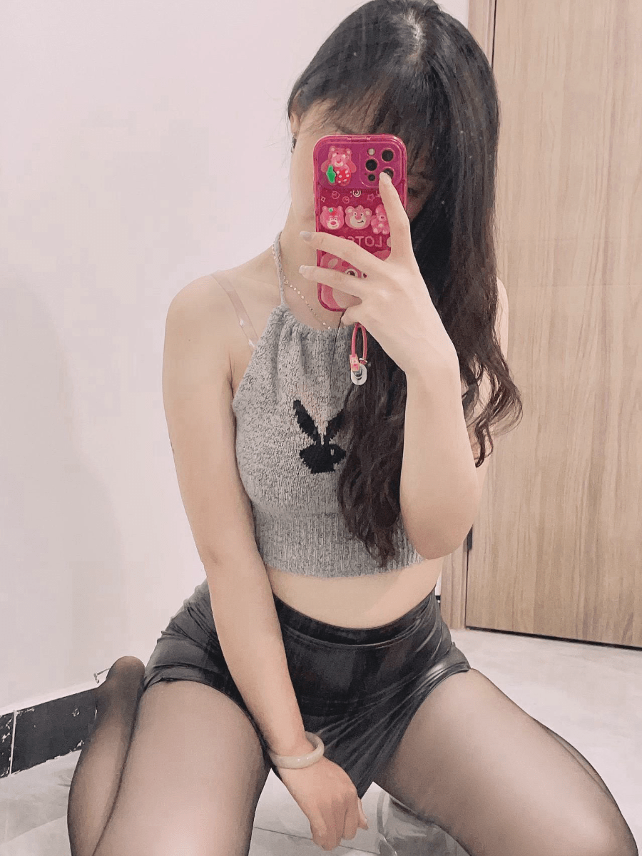 快手网红小苏苏裙装写真集 180张高清美图+59支视频合辑