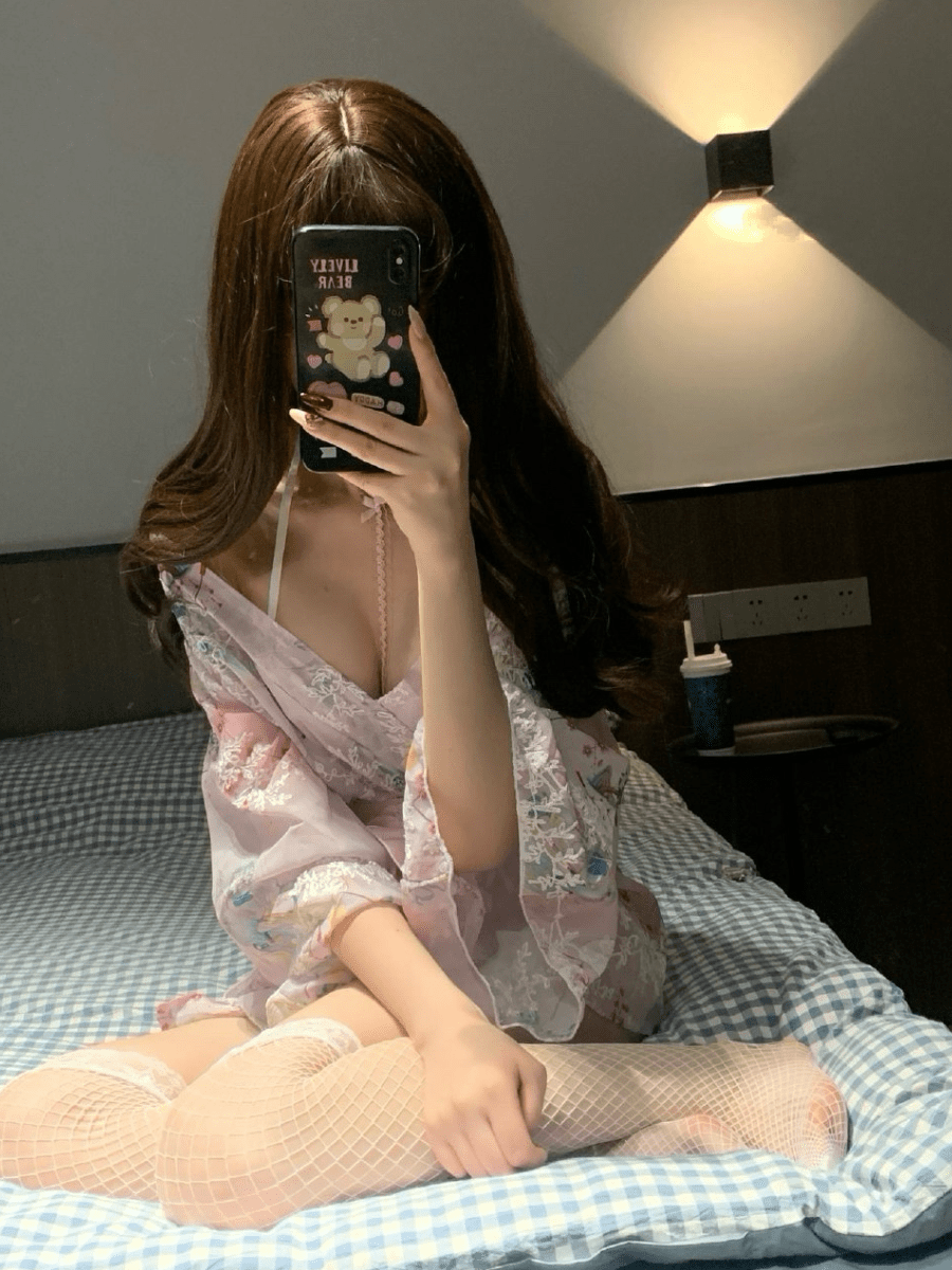 抖音林扣弦写真合集：62图35视频铁粉珍藏