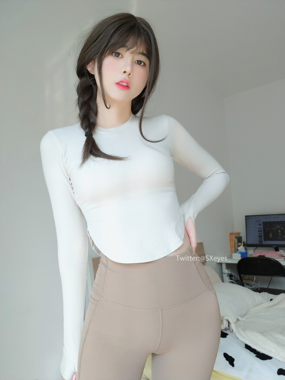 3