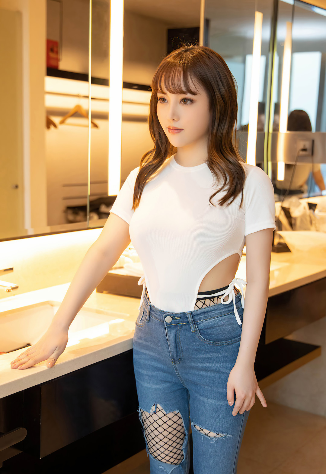 4