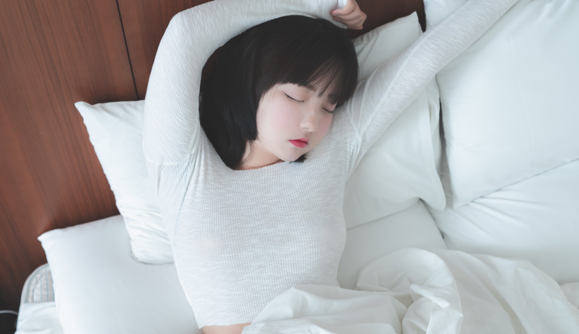 Hansom美女写真14套高清图集合集下载 5GB