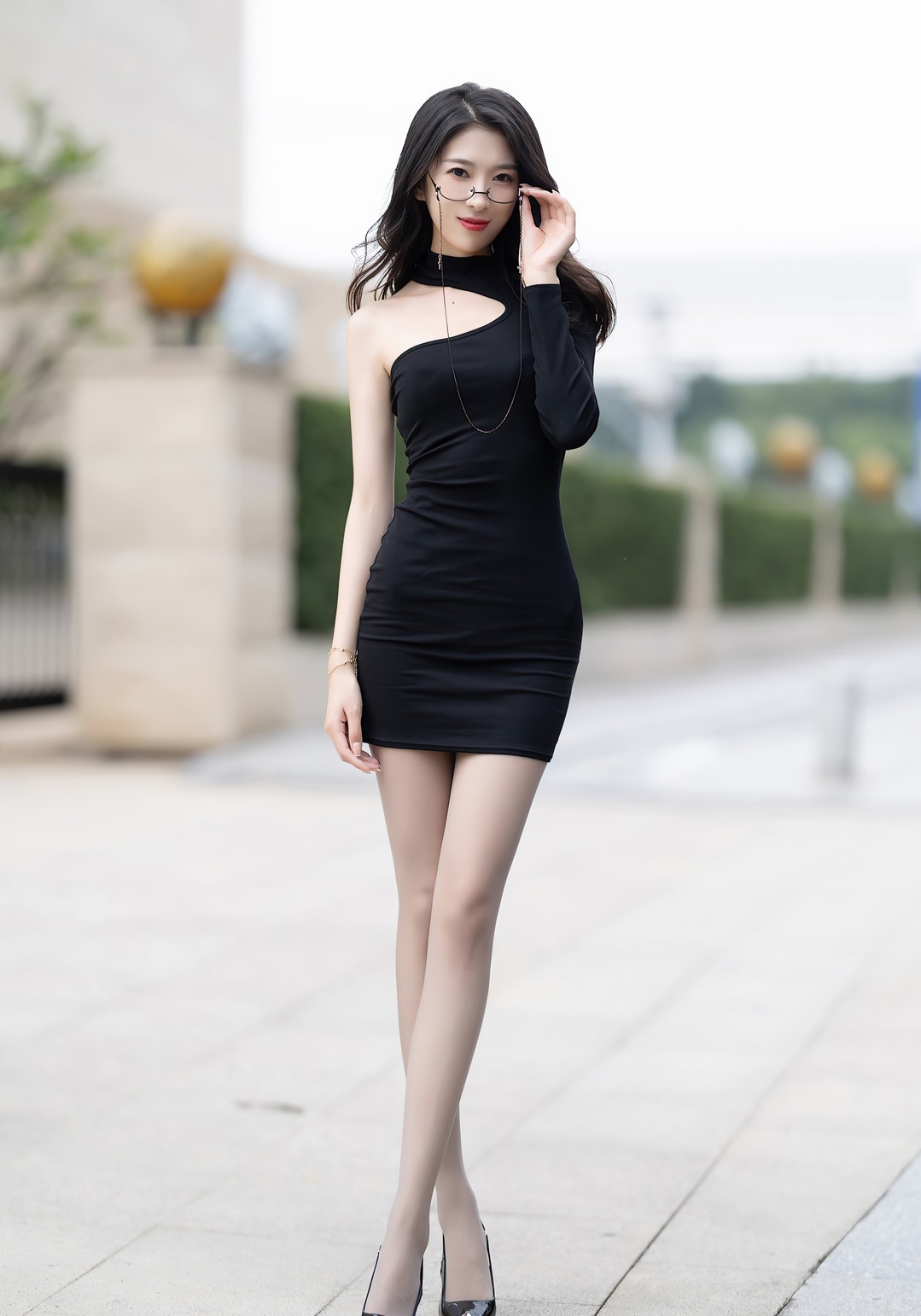 林乐一写真合集下载 32套18GB
