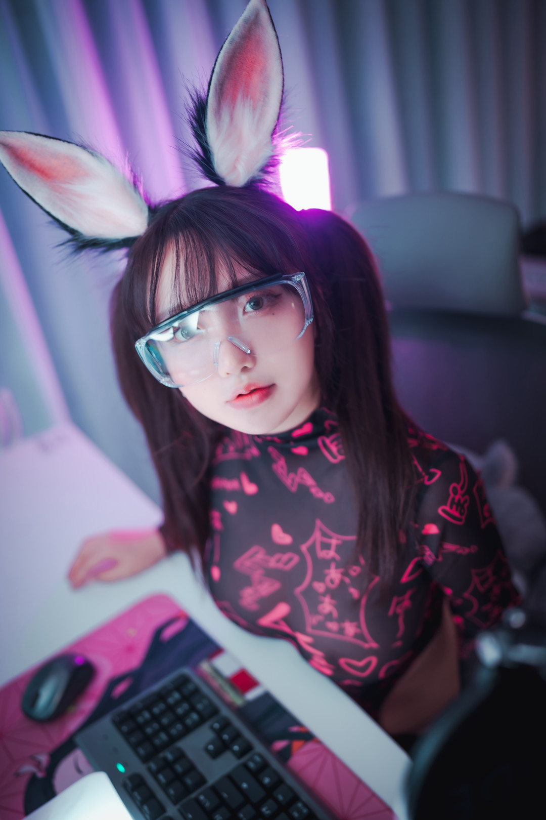 3