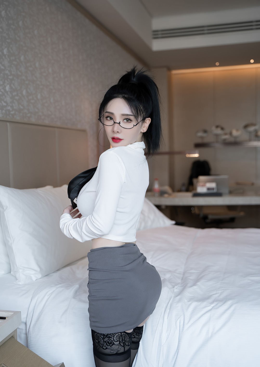 4