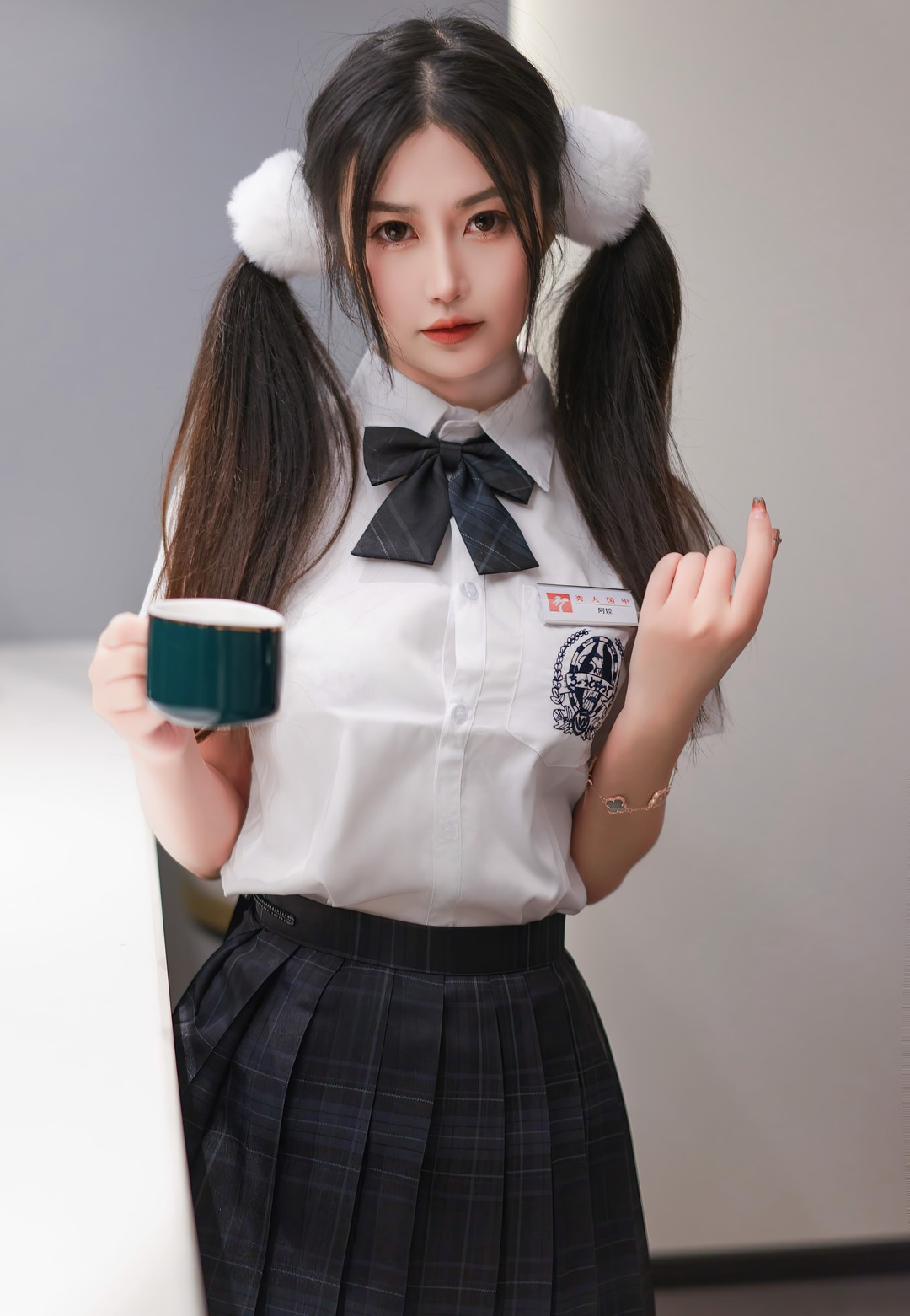 3
