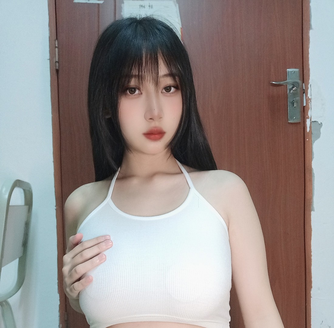 浅安安19套高清写真集下载 24G绝美图包珍藏