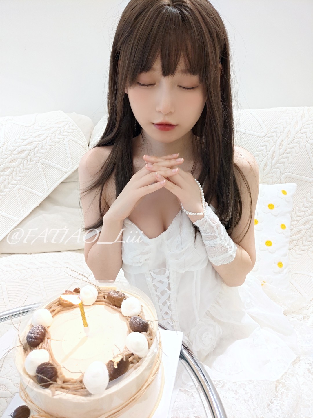 迷之呆梨YoKi发条少女写真全集111套下载 44GB高清珍藏版