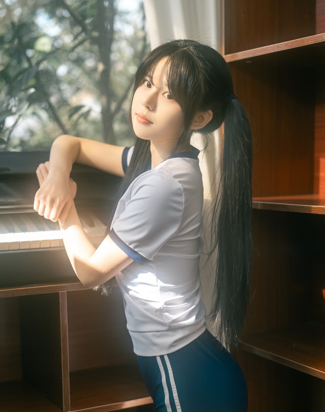 阮阮18套高清写真合集下载 8GB超清美图