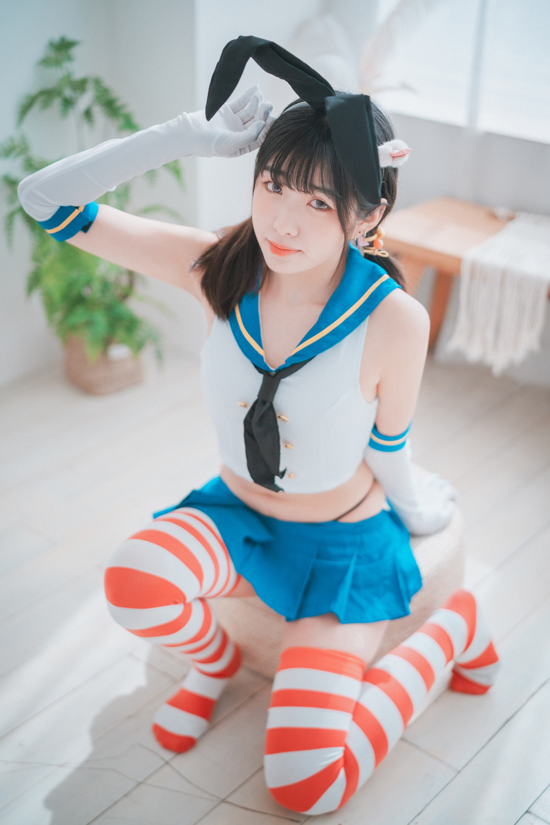 7